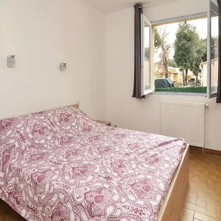 Four-bedroom In Apartment Sabran